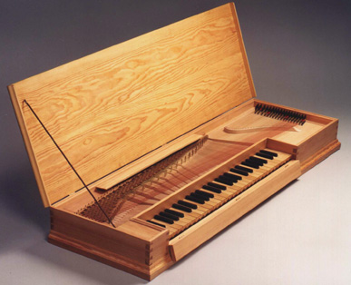 [Picture of Iberian fretted clavichord]